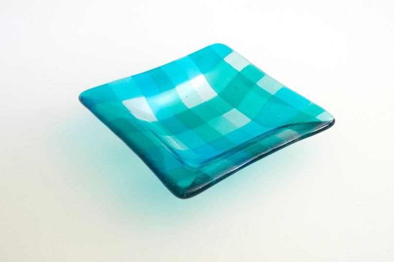 5x5" square plaid dish