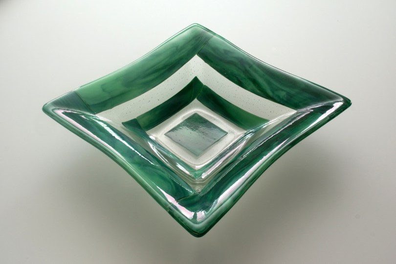 11.5" green square bowl