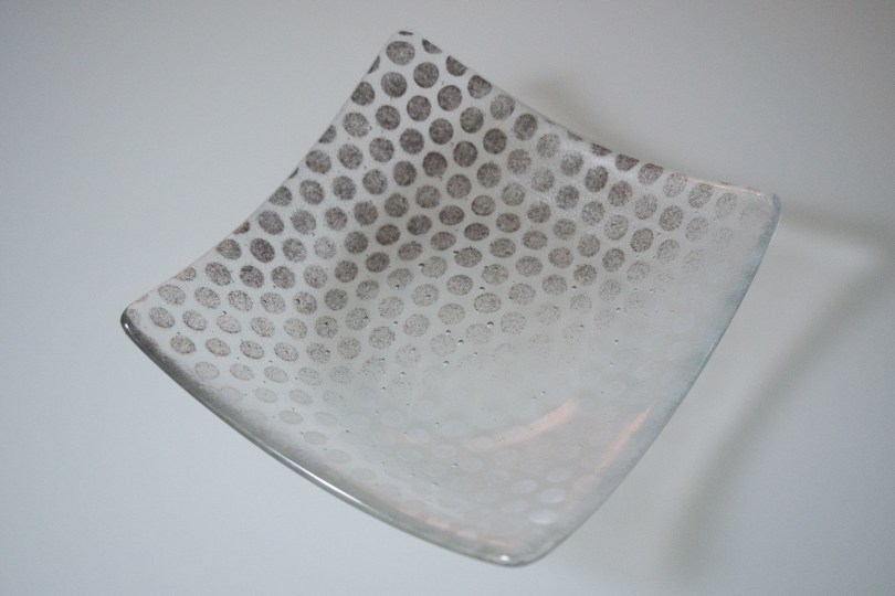 7" bowl in black and white dots